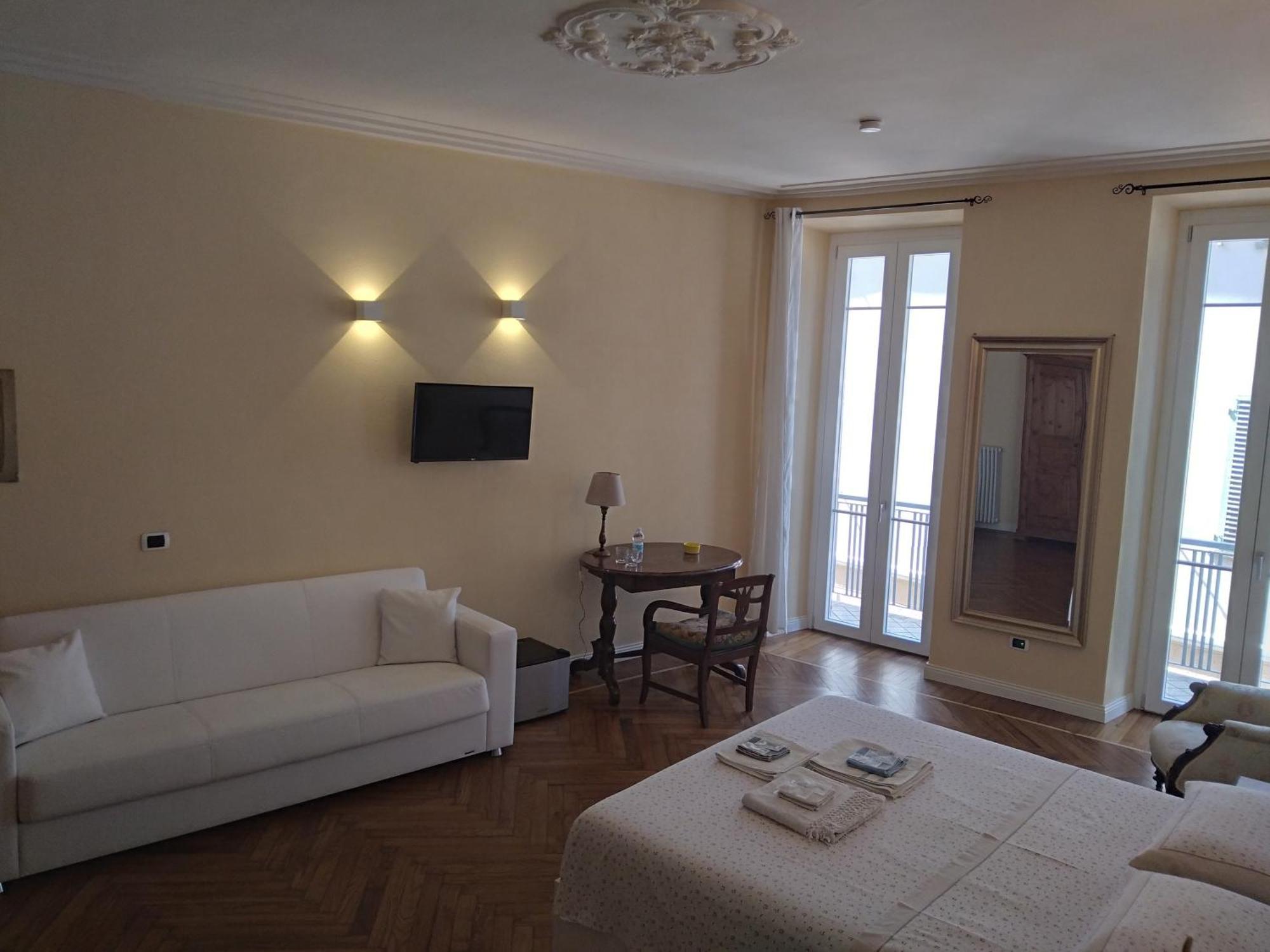 Porte Ad Arco Bra Exterior photo